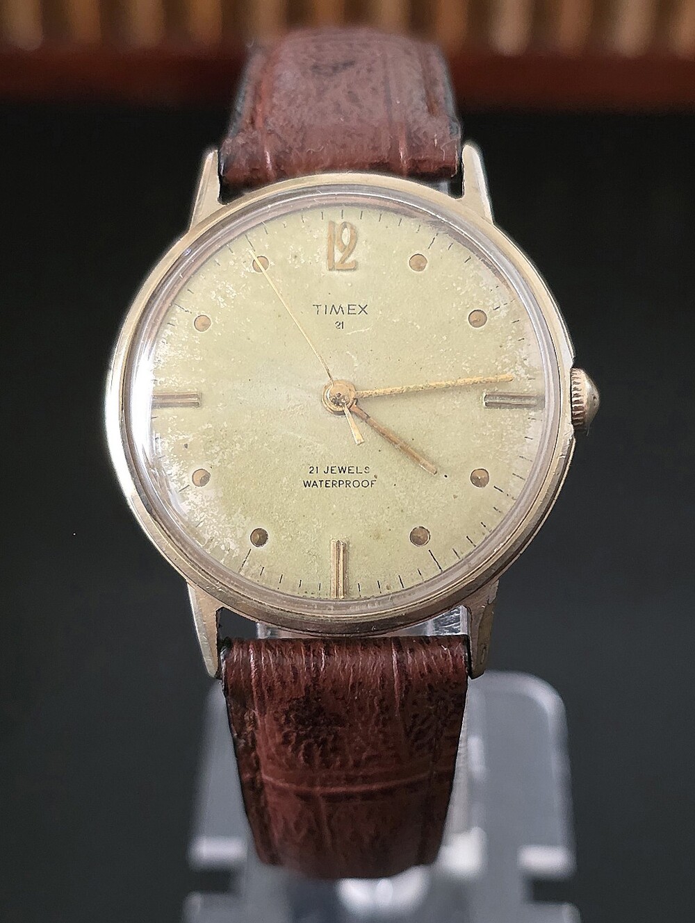 VTG 1965 Timex 21 Jewel Men's 33mm Patina Manual Watch NEEDS SERVICE